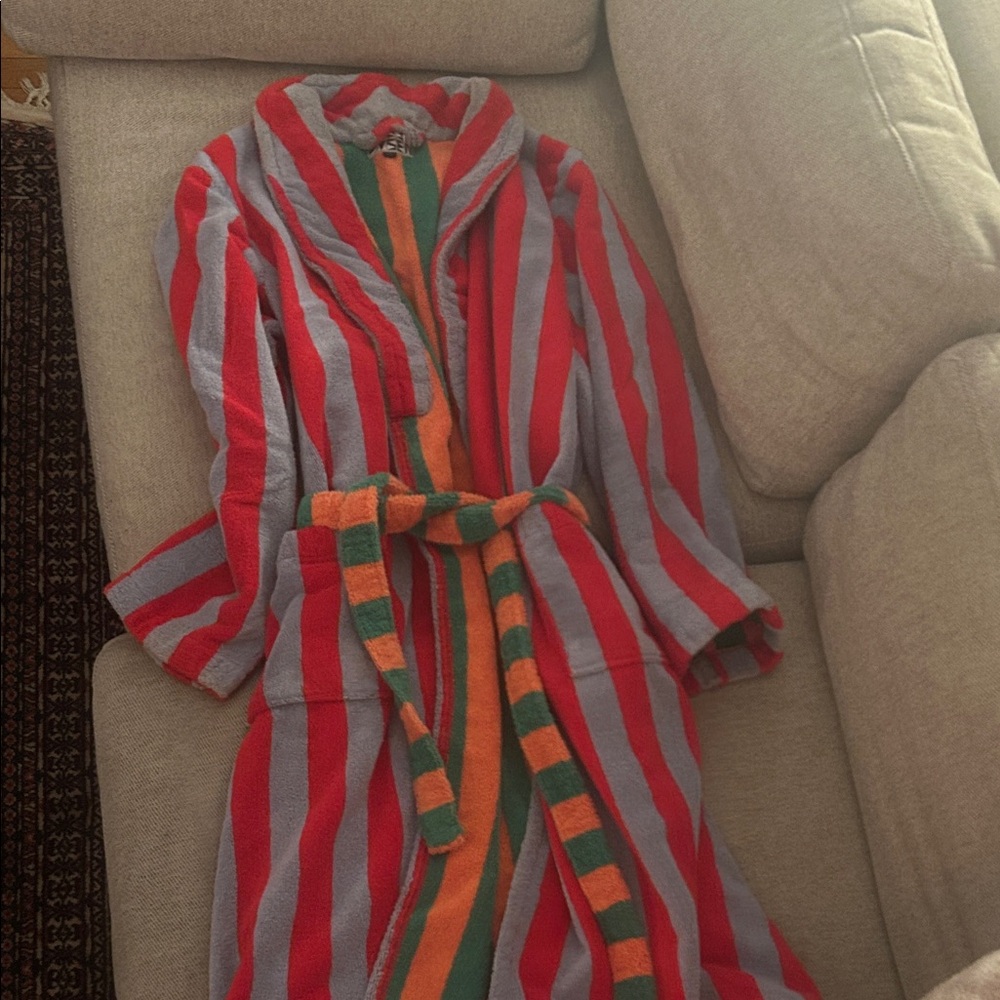 Dusen Dusen Robe